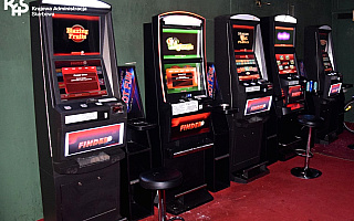 Funkcjonariusze odkryli nielegalne automaty do gier